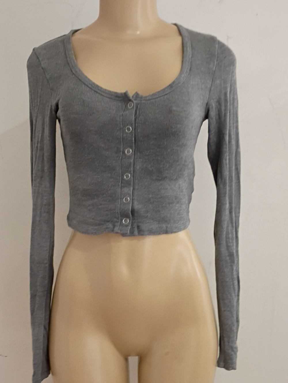 aerie Gray Ribbed Cropped Long Sleeve Button-Up Top